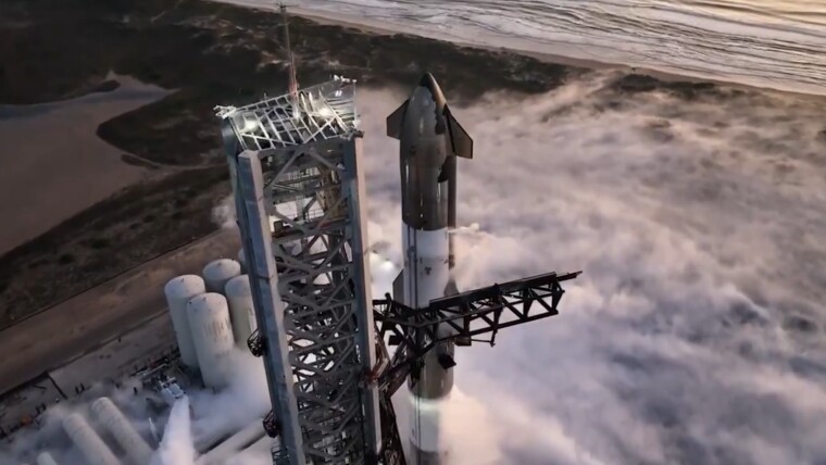 SpaceXs Starship rocket on the launchpad shortly before its second integrated flight test